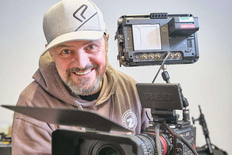 Er steht am liebsten hinter der Kamera