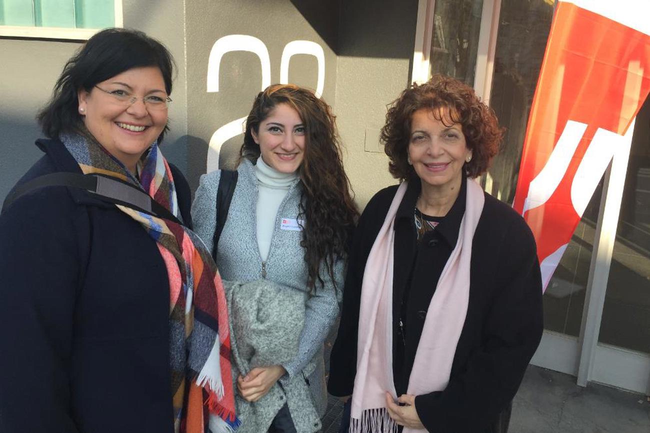 Tabea Stalder, neue Heks-Verantwortliche für kirchliche Kooperation, mit Angela Daghalian und Rosangela Jarjour. Delf Bucher