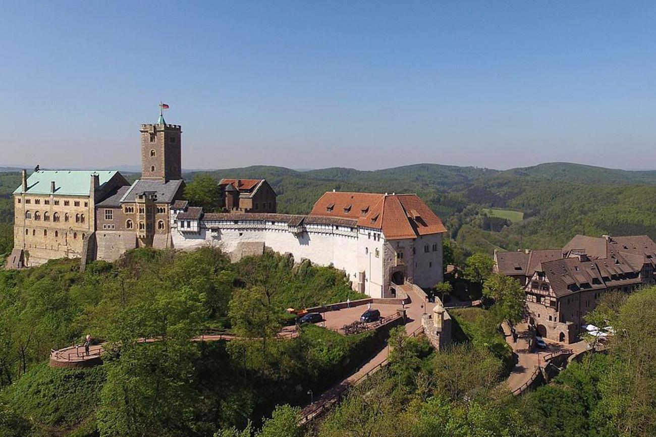 Ort von Luthers Bibelübersetzung: Die Wartburg. | Wikimedia