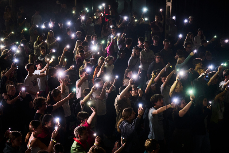 Refine: Ein buntes Fest der reformierten Identität