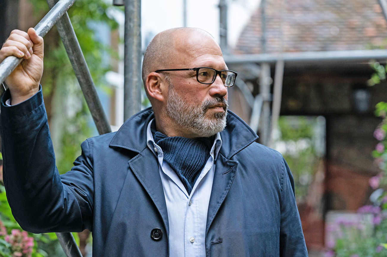 «Dass Menschen Vergebung, Ermutigung und Spiritualität suchen, bleibt zeitlos aktuell», sagt Andreas M. Walker, einer der führenden Zukunftsforscher der Schweiz. | Foto: Vera Rüttimann