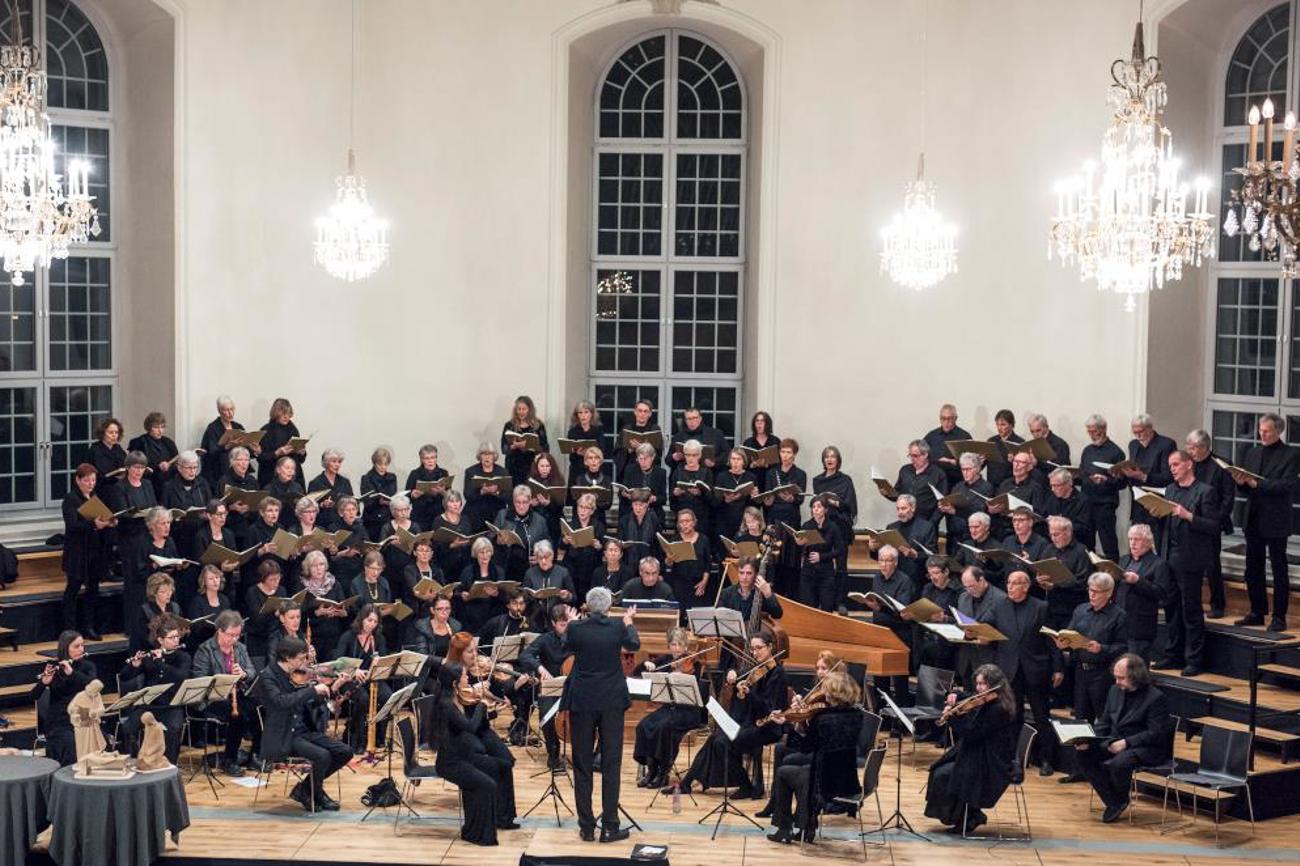 Simon Jenny, Chorleiter und Theologe, greift in die Texte von Bach ein, um sie verständlich zu machen.