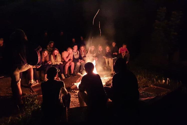 Jugendliche wollen zusammen etwas erleben