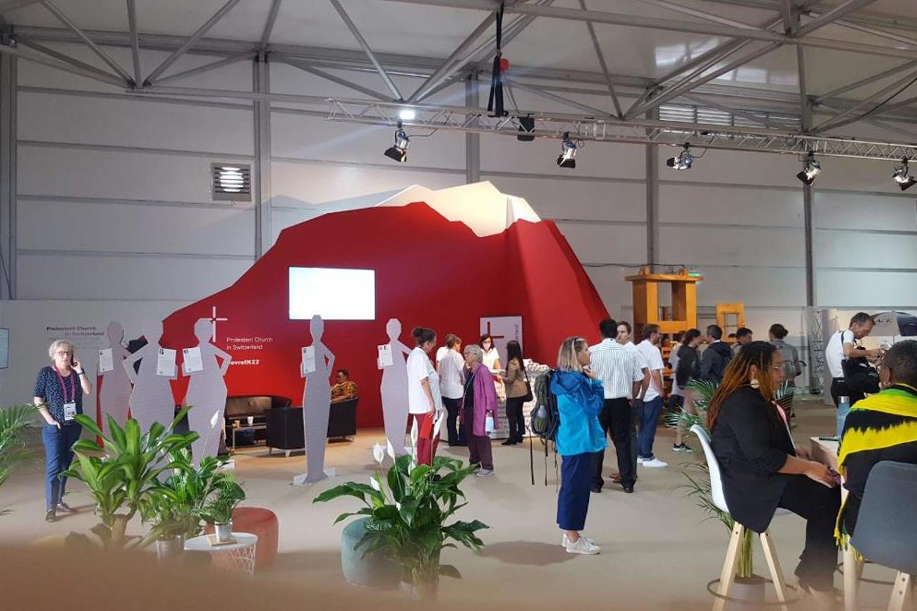 Der Swiss Hub der EKS an der Vollversammlung des Ökumenischen Rates der Kirchen in Karlsruhe.| Anne Durrer/EKS
