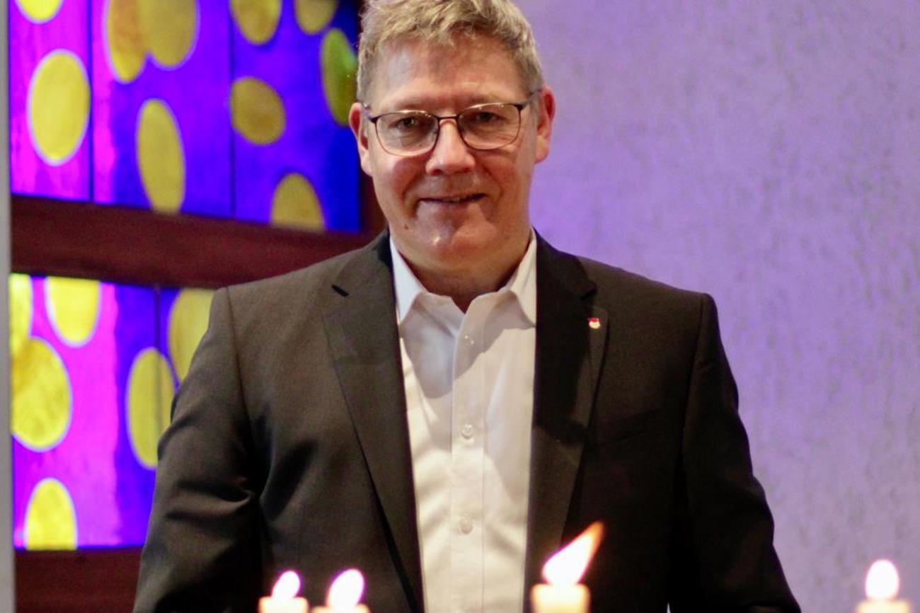 Roland Fürst in der Kirche Flüh.