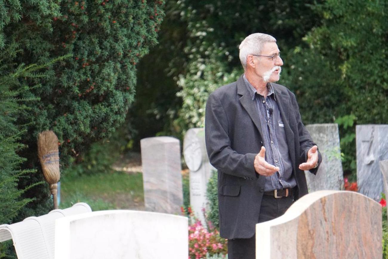 Seit 55 Jahren tragen die Nafzgers die Romanshornerinnen und Romanshorner zu Grabe. Herbert Nafzger übernahm das Amt des Totengräbers – heute Bestattungsbeauftragter – von seinem Vater. In drei Jahren wird Herbert Nafzger pensioniert. Dann endet die Dynastie.