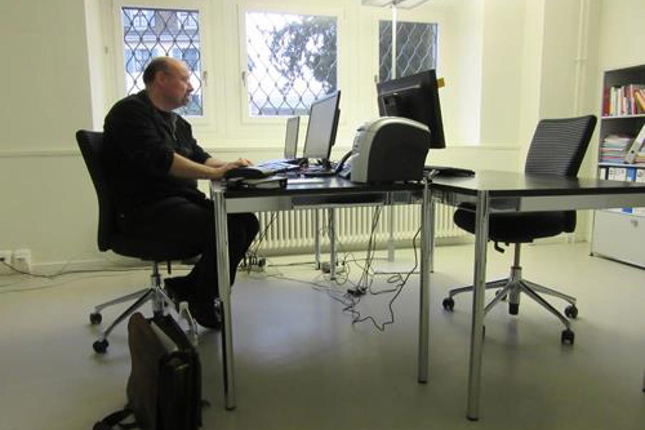 «Vielleicht muss zuerst etwas passieren»: Roger Müller in seinem Büro in Zürich. | Matthias Böhni/ref.ch