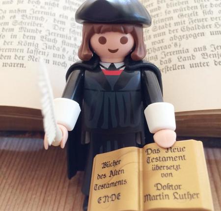Der Playmobil-Luther – der Wachhund an meiner Seite