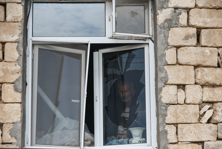 Karabach-Armenier werden ausgehungert