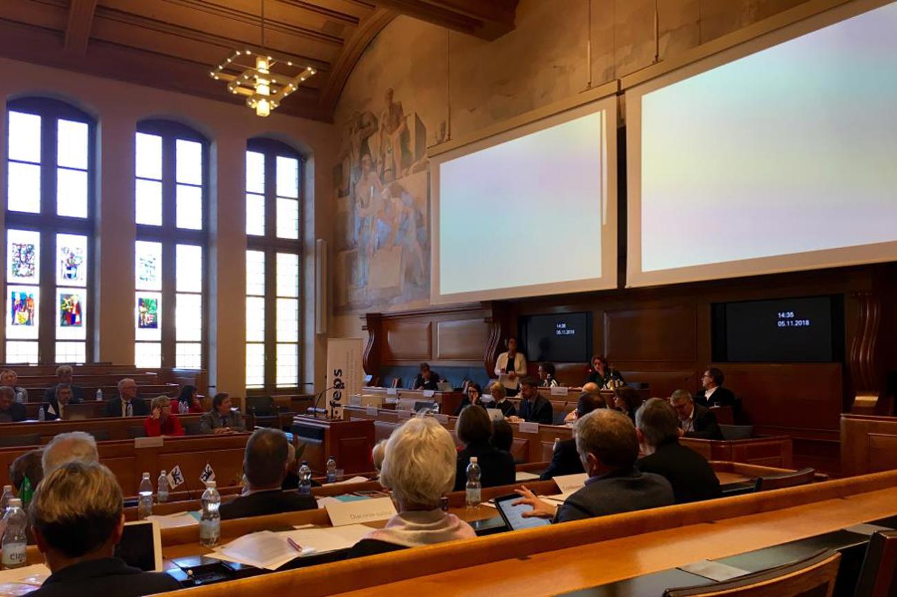 Gretchenfrage, politisches Engagement und Seelsorge: Abgeordnetenversammlung des Schweizerischen Evangelischen Kirchenbunds im Berner Rathaus.
