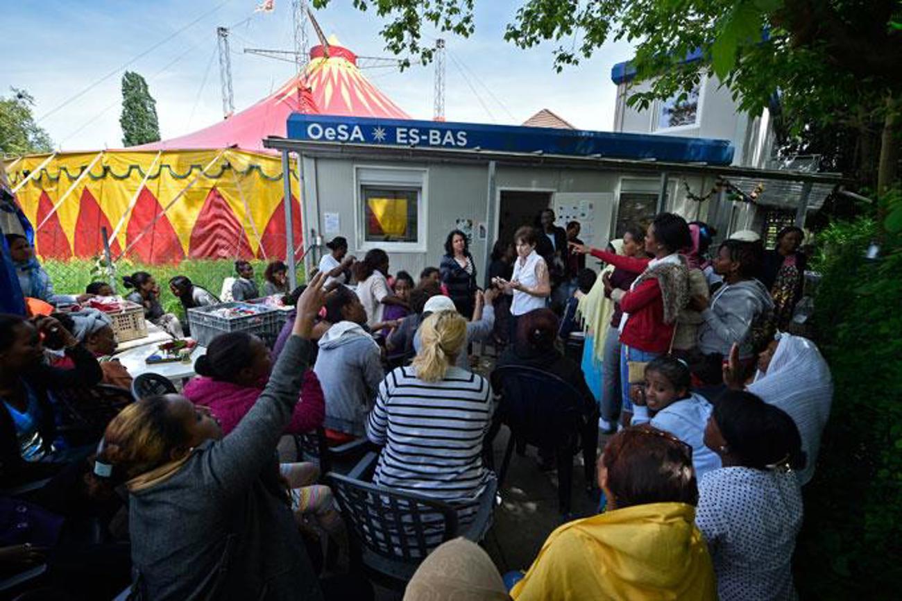 Der Ökumenische Seelsorgedienst für Asylsuchende OeSA in Basel empfängt und betreut Flüchtlinge und bietet im Empfangs- und Verfahrenszentrum Basel einen Seelsorgedienst an. | Dominik Plüss