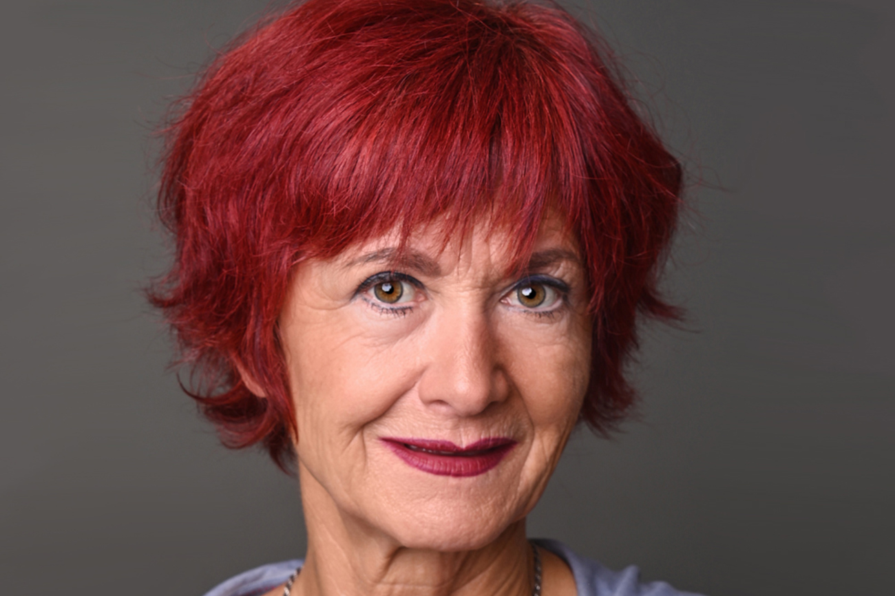 «Und eines Nachts erwachte ich und wusste: Meine Reise ist noch nicht fertig», sagt die Autorin Annemarie Morgenegg über ihr Buch und ihre Reise durch Balkanstaaten. | Foto: Sage und Schreibe Verlag, Bern