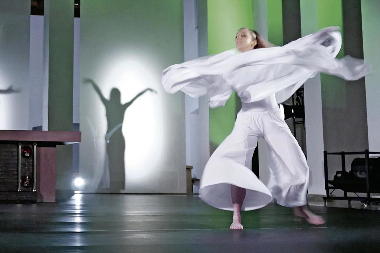 Tanz und Theater  in der Kirche.|Bild: Krienke, CC BY-SA 2.0