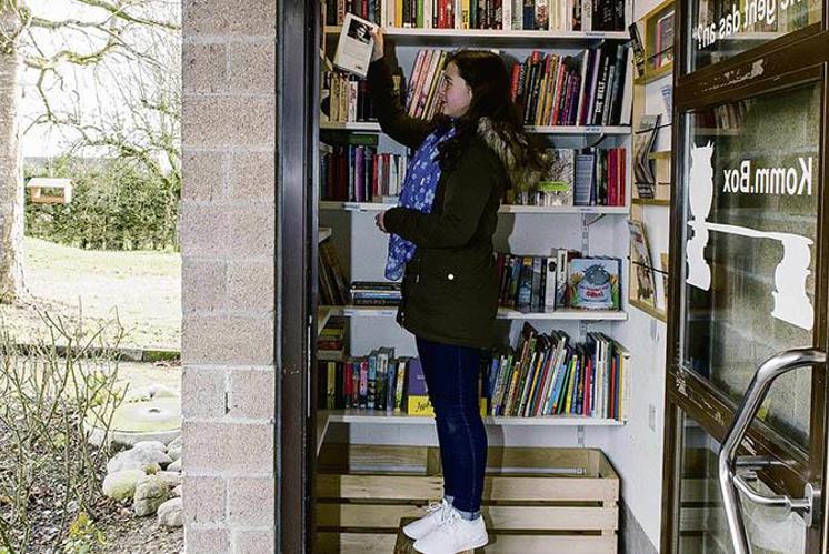 Von der Telefonkabine zur Mini-Bibliothek