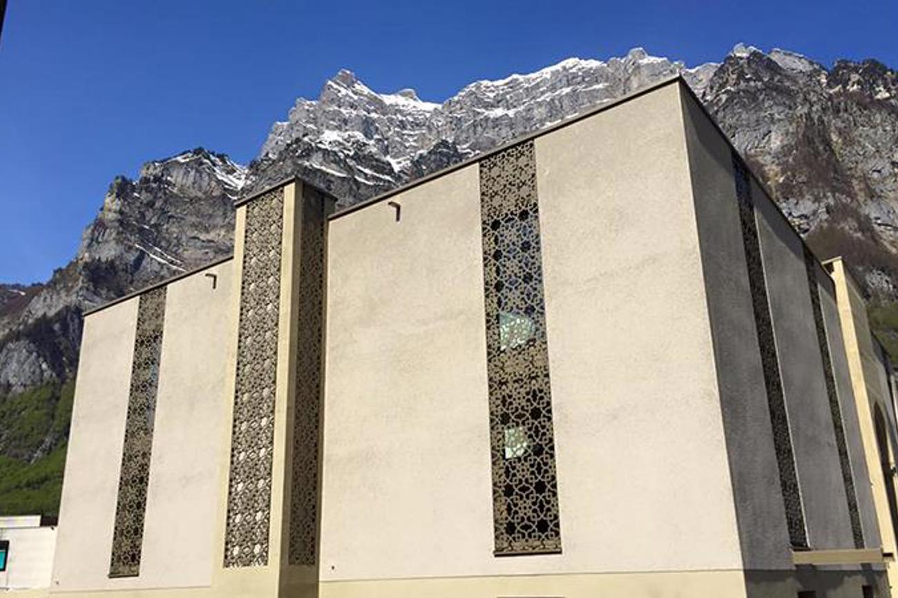 Die Moschee der albanisch-islamischen Gemeinschaft in Netstal GL. | Bild EKBau GmbH