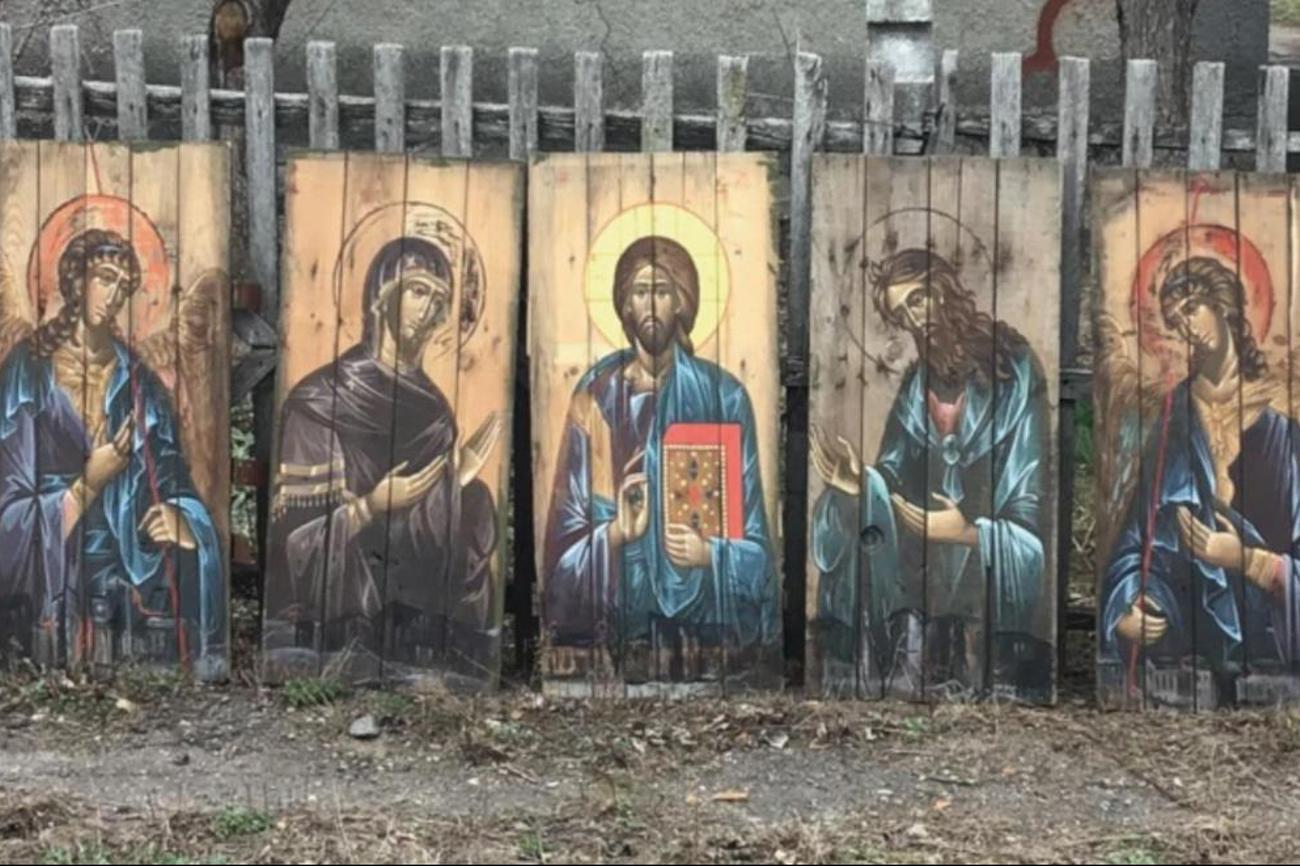 Der Ikonenzyklus «Mariupol-Deesis» von Oleksandr Klymenko ist der zerstörten Stadt Mariupol gewidmet.