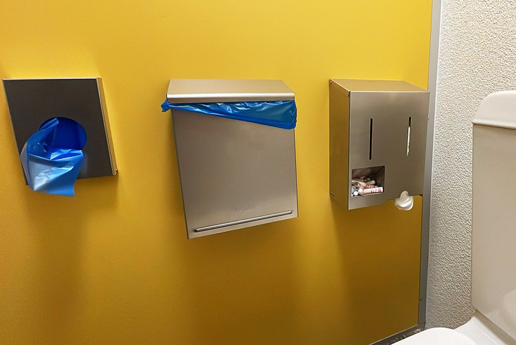 Reformierte Kirche Ägeri gibt Periodenprodukte gratis ab