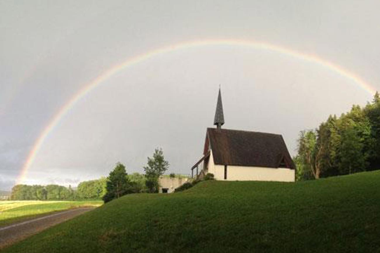 Wachgeküsst: Die Bruderklausen-Kapelle zwischen Frauenfeld und Gerlikon.