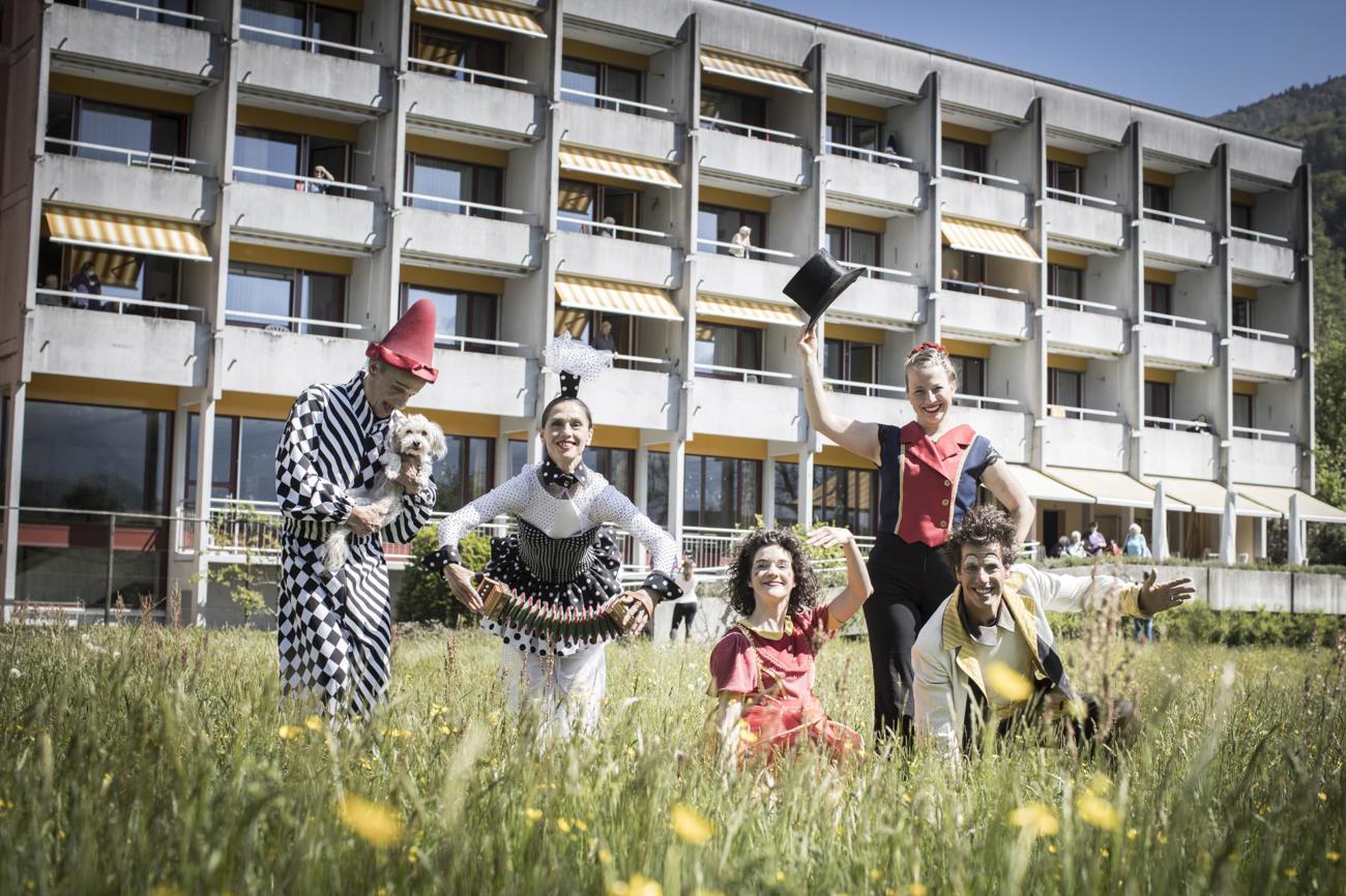 Schon mit der letztjährigen Altersheimtournee hat der Zirkus Mugg viel Freude bereitet. Nun will er Menschen mit Beeinträchtigungen beschenken.
Bild Sasi Subramaniam