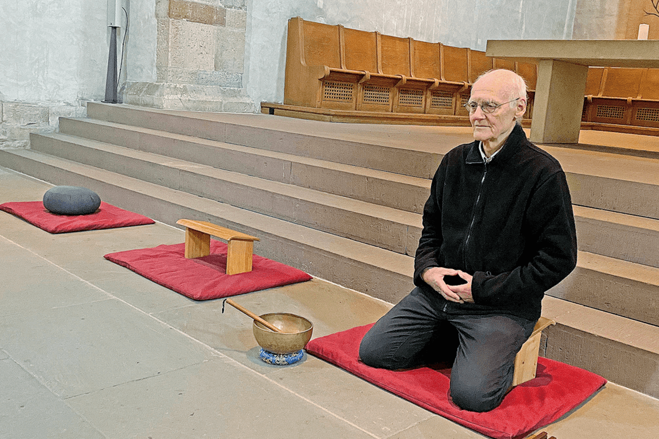 Der Meditationspfarrer Ruedi Waldvogel. Foto: Di Cesare