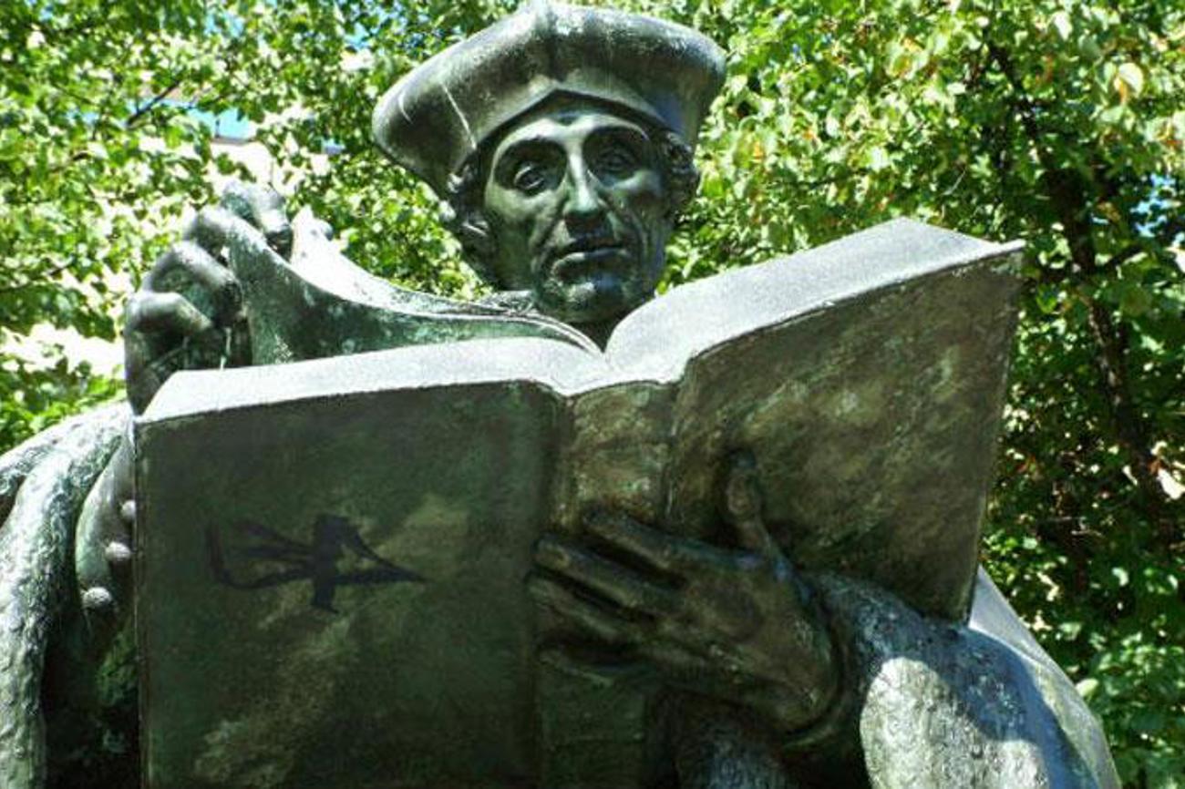 Ein Gelehrter, kein Mann der Tat: Erasmus-Denkmal in Rotterdam. | Wikimedia/Ziko van Dijk