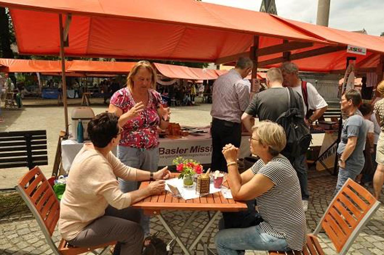 Impressionen vom «Markt der Möglichkeiten» (Bild: ekikon.de)