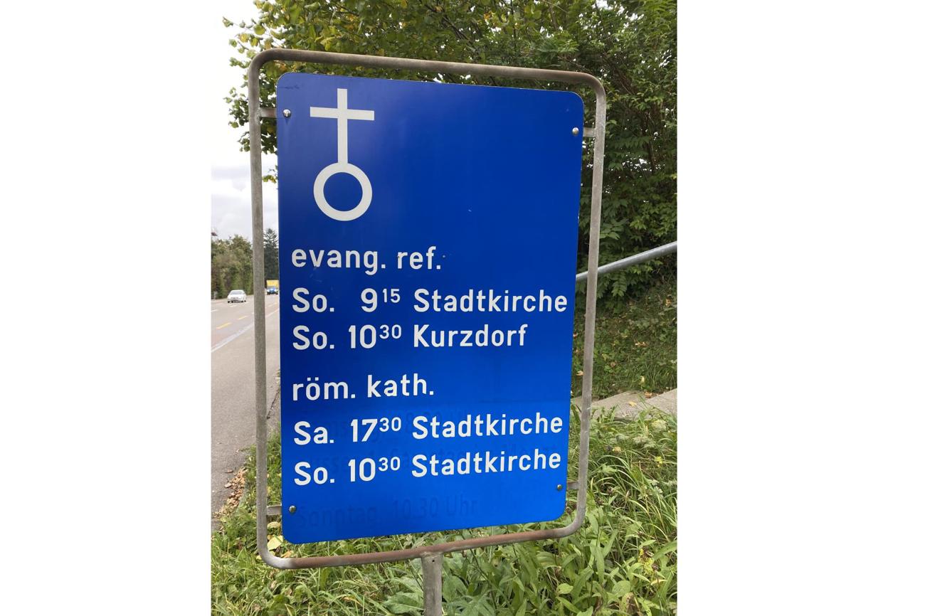 In Frauenfeld stehen die Gottesdiensttafeln noch an den Haupteinfahrtsstrassen: «Sie sind nicht verstaubt, wirken einladend und keineswegs veraltet», sagt Präsident Heinz Stübi.