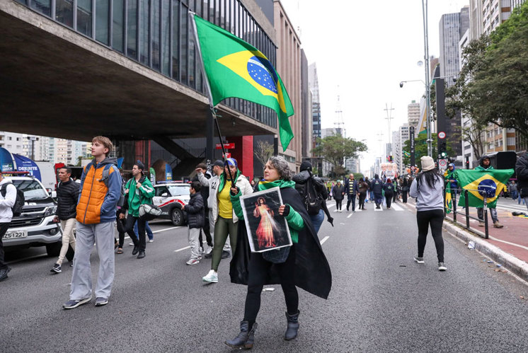Wahlkampf in Brasilien: Werben um die Gunst der Pfingstkirchen