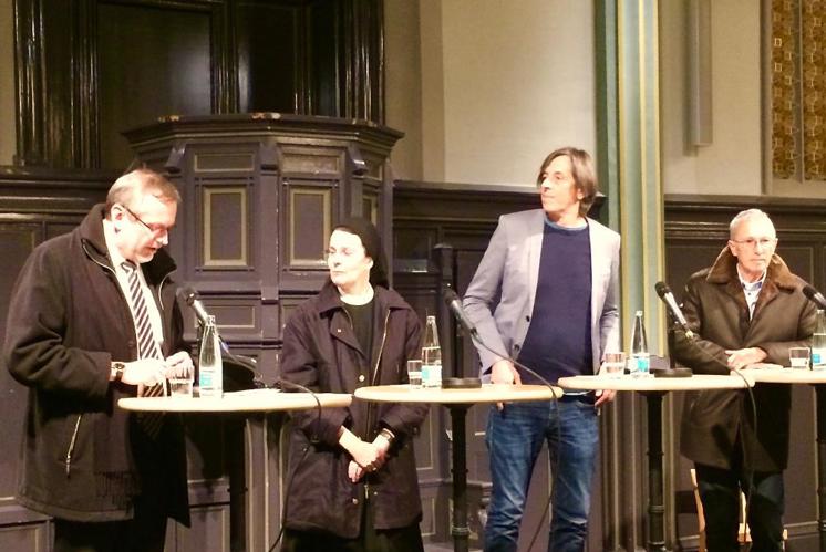 Hitziges Reden über Heilige