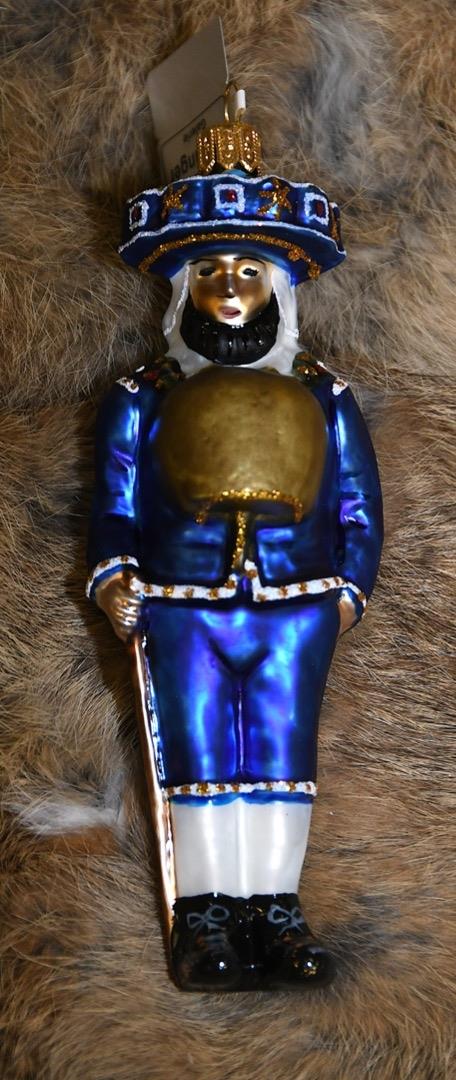 Schweizer Tradition in Christbaum«kugel»form gegossen.