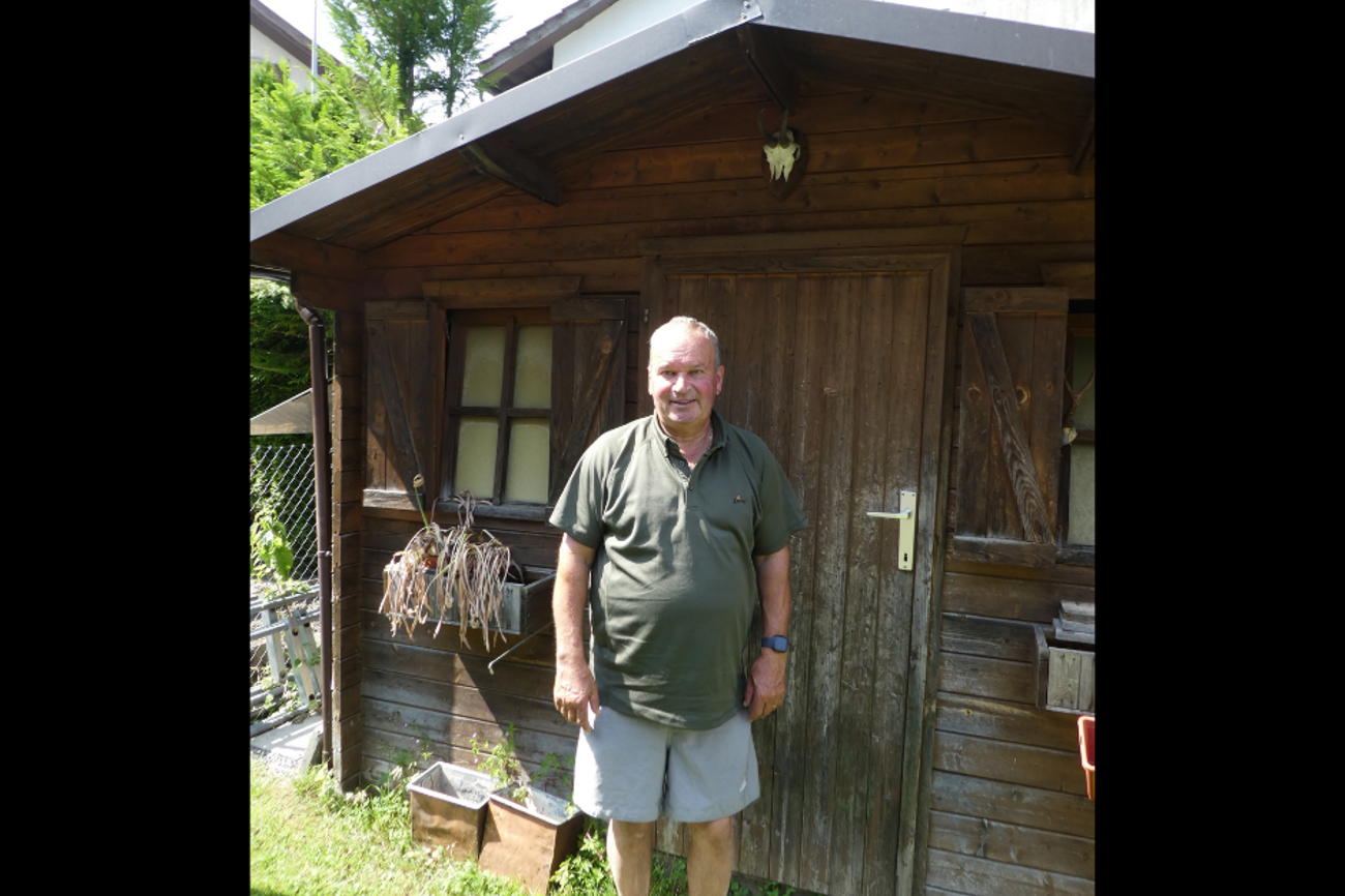 Toni Keller senior in seinem „Garten-Paradies“.
Foto: Christina Brüll