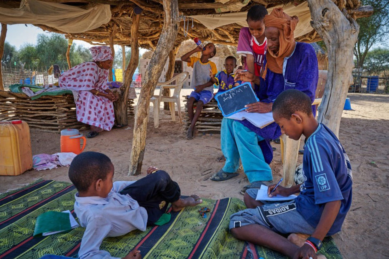 Weil mehr Geld in die Armee fliesst, sind Heks-Projekte gefährdet. Hier eine Szene aus einem Projekts im Dorf Barkédji im Senegal. | Foto: Christian Bobst/Heks