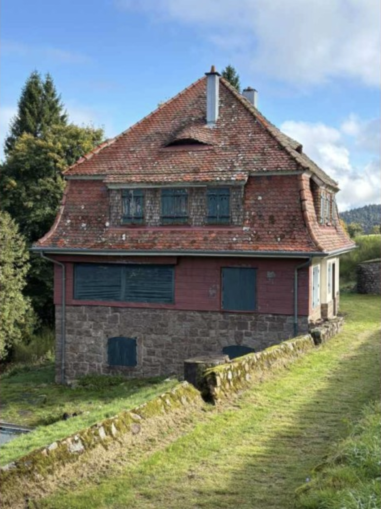 In diesem Haus wohnte der Lagerkommandant. | Foto: Manfred Baumann