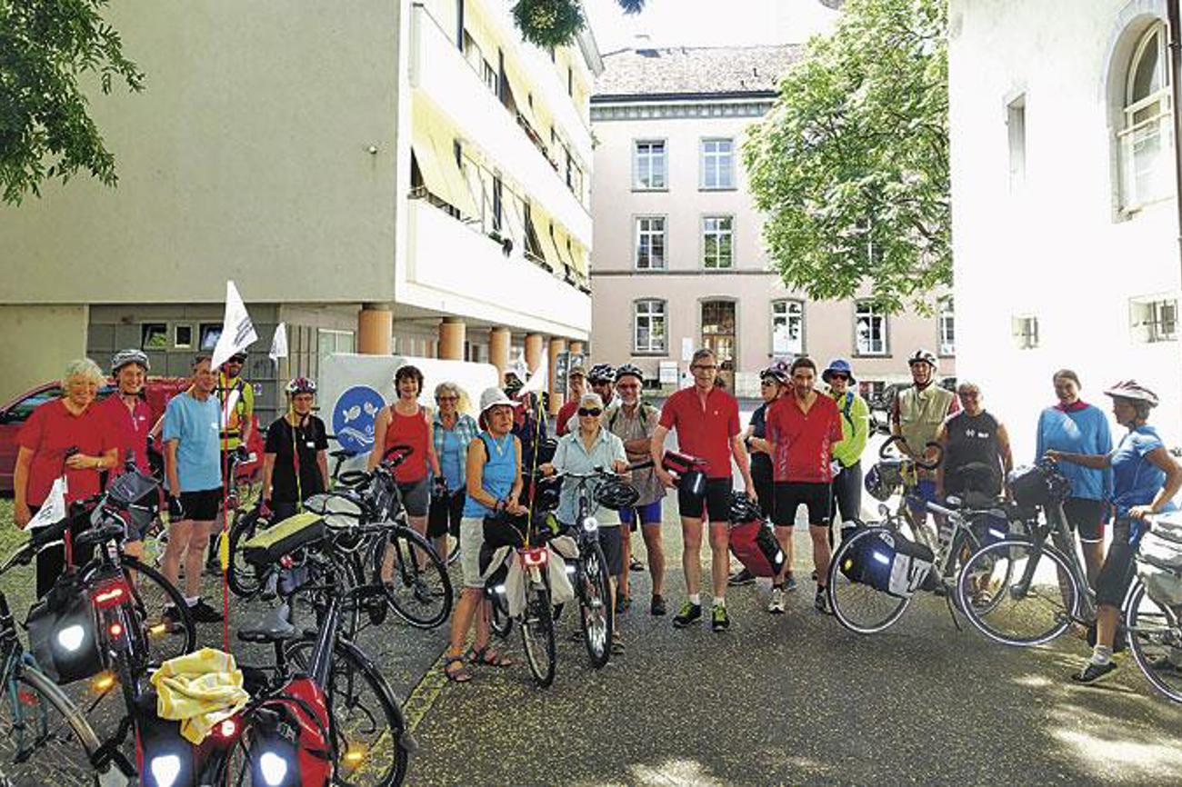 Unterwegs nach Worms: Die Velopilger machen Zwischenhalt in Schaffhausen | Foto: Doris Brodbeck