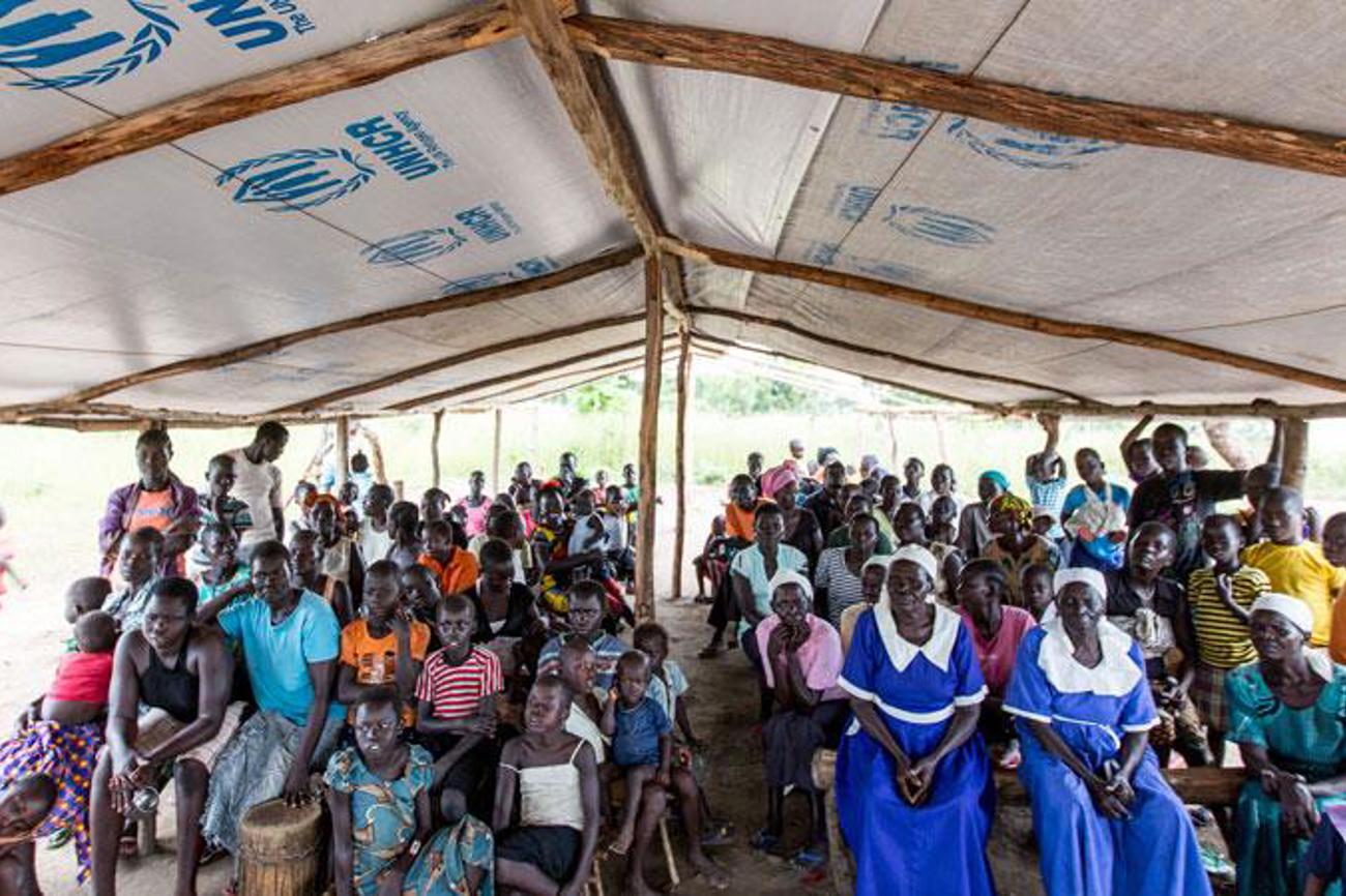 Zuerst haben die Menschen unter freiem Himmel gebetet, dann haben sie gesagt: Pastor, wir brauchen eine Kirche.