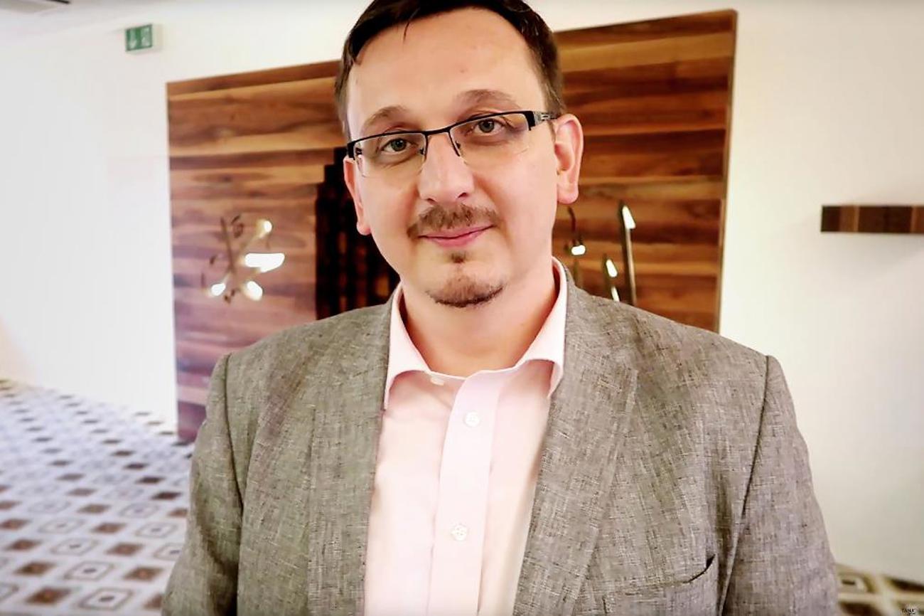 Der Zürcher Imam Muris Begovic baut im Auftrag des Kantons eine muslimische Spitalseelsorge auf. | Dialogue en route 2017