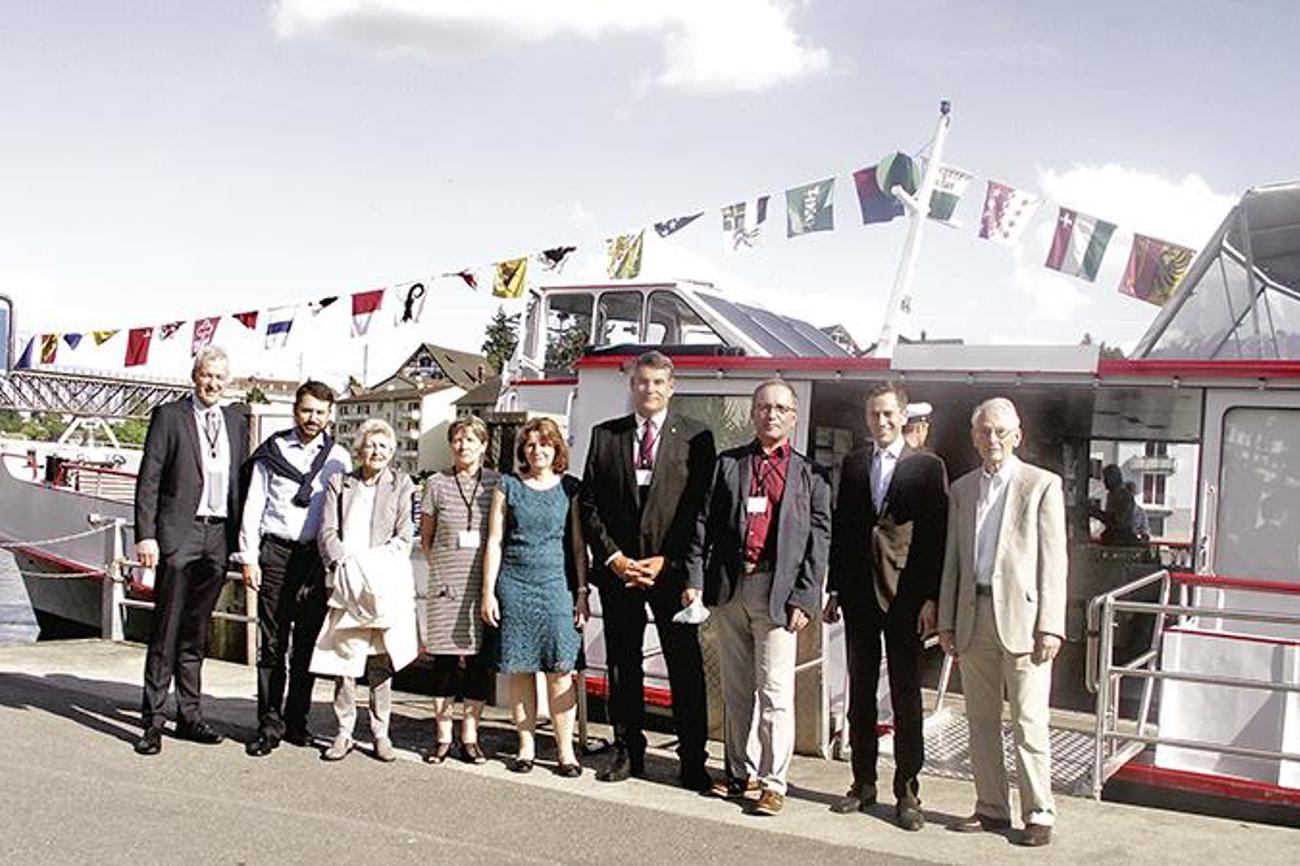 Von links: Matthias Eichrodt, SEK-Abgeordneter SH, ­Gottfried Locher, Ratspräsident SEK, Silvia Pfeiffer, ehemalige Rats-
Vizepräsidentin SEK, Sabine Dubach, SEK-Abgeordnete SH, Claudia Haslebacher, evang.-methodistische Kirche, Christian Amsler, Regierungsrat, Frieder Tramer, Kirchenratspräsident SH, Andreas Hextor, Synodalratspräsident der römisch-katholischen 
Landeskirche, Boris Cretegny, Eglise évangélique libre de Genève.|zvg