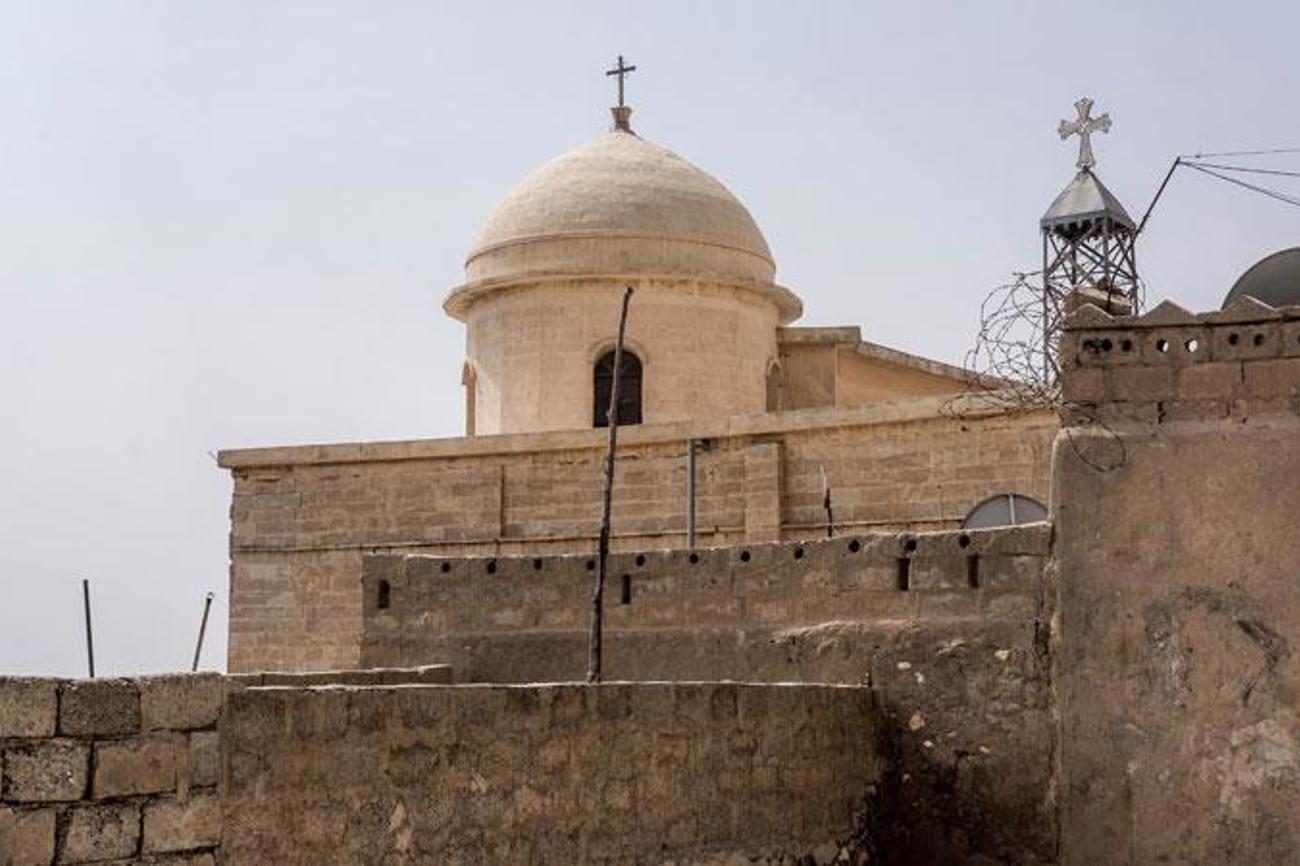 Kuppel der Mar Gorgis Kirche; sie gilt als älteste Kirche von Alqosh, wurde 1681 erstmals restauriert, in der ersten Hälfte des 19. Jahrhunderts bei Angriffen zerstört und 1906 wieder vollständig aufgebaut.
