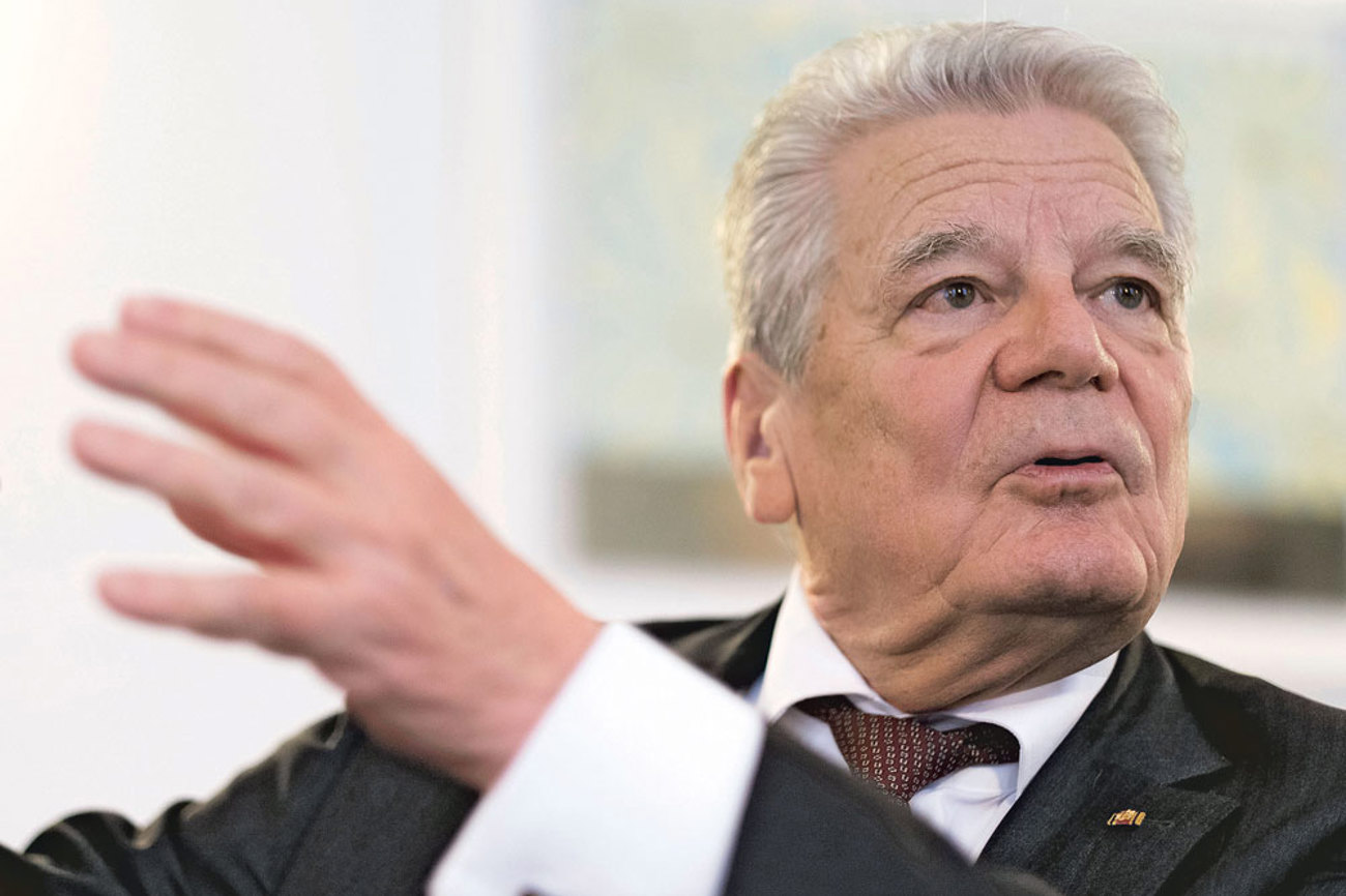 Joachim Gauck: «Wir dürfen niemals vergessen, dass unsere Demokratie nicht nur bedroht ist von Extremisten, Fanatikern und Ideologen, sondern dass sie ausgehöhlt werden und ausdörren kann, wenn die Bürger im Land sie nicht mit Leben füllen.» | Foto: EPD-Bild