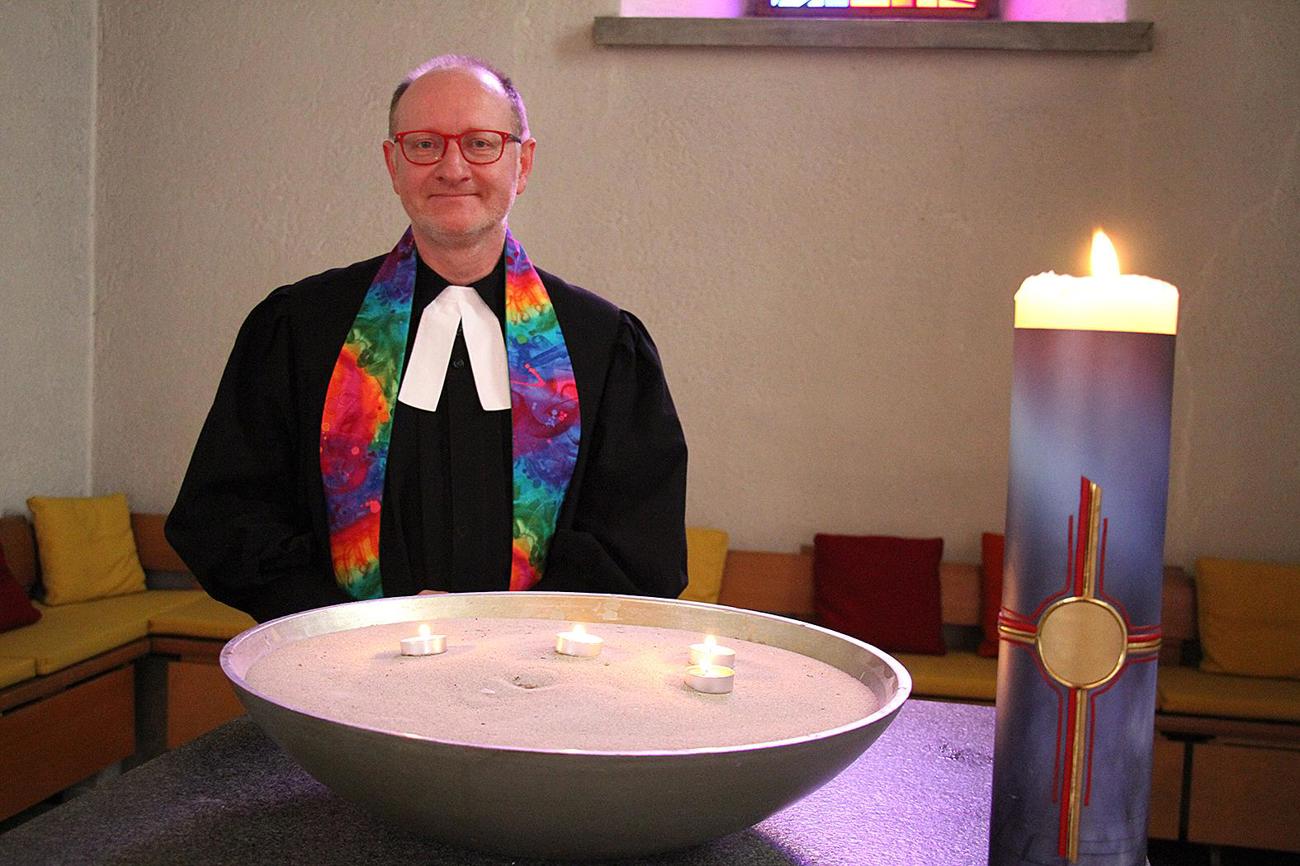 Der nächste Gottesdienst im Rahmen der Predigtreihe über christliche Mystik von Pfarrer Peter Hofmann findet am  Sonntag, 18. April, 9.30 Uhr, in der reformierten Kirche Schwanden statt.
Bild Madeleine Kuhn-Baer