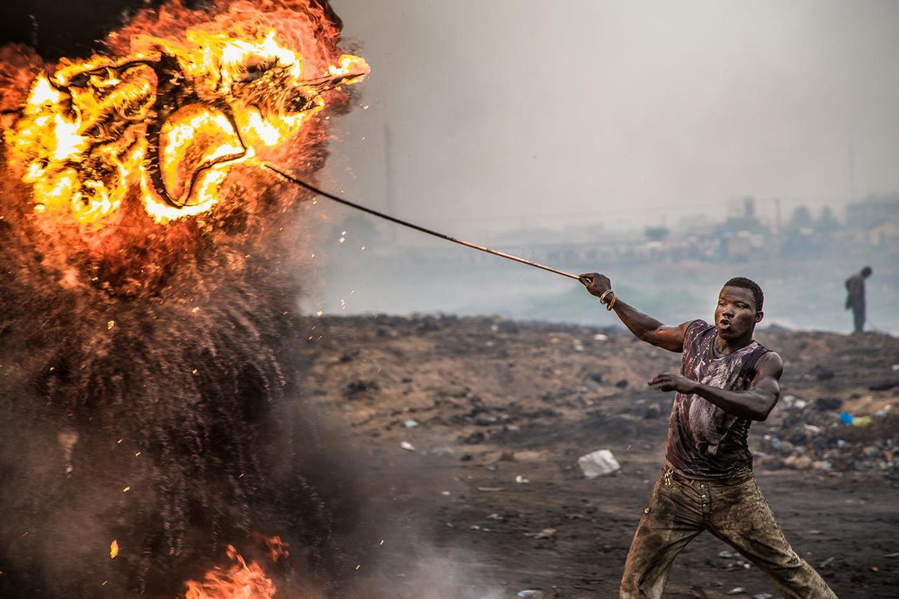 Arbeiten auf dem apokalyptischen Berg: Szene aus «Welcome to Sodom».