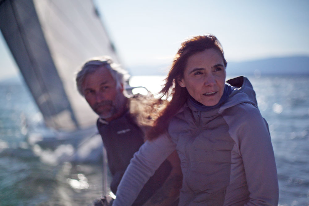 «Le Lac»: Ein Paar kämpft auf dem Genfer See gegen die Elemente und stellt sich so dem Thema Verlust. | CasaAzulFilms/ Filmfestival Locarno