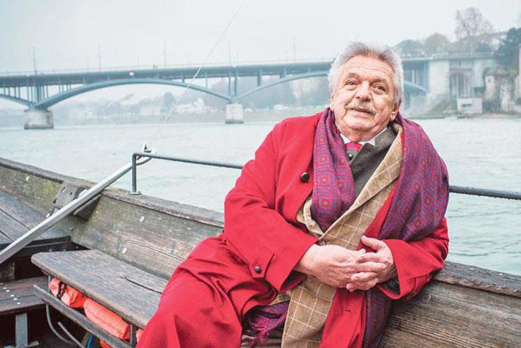 -minu, Journalist und Schriftsteller