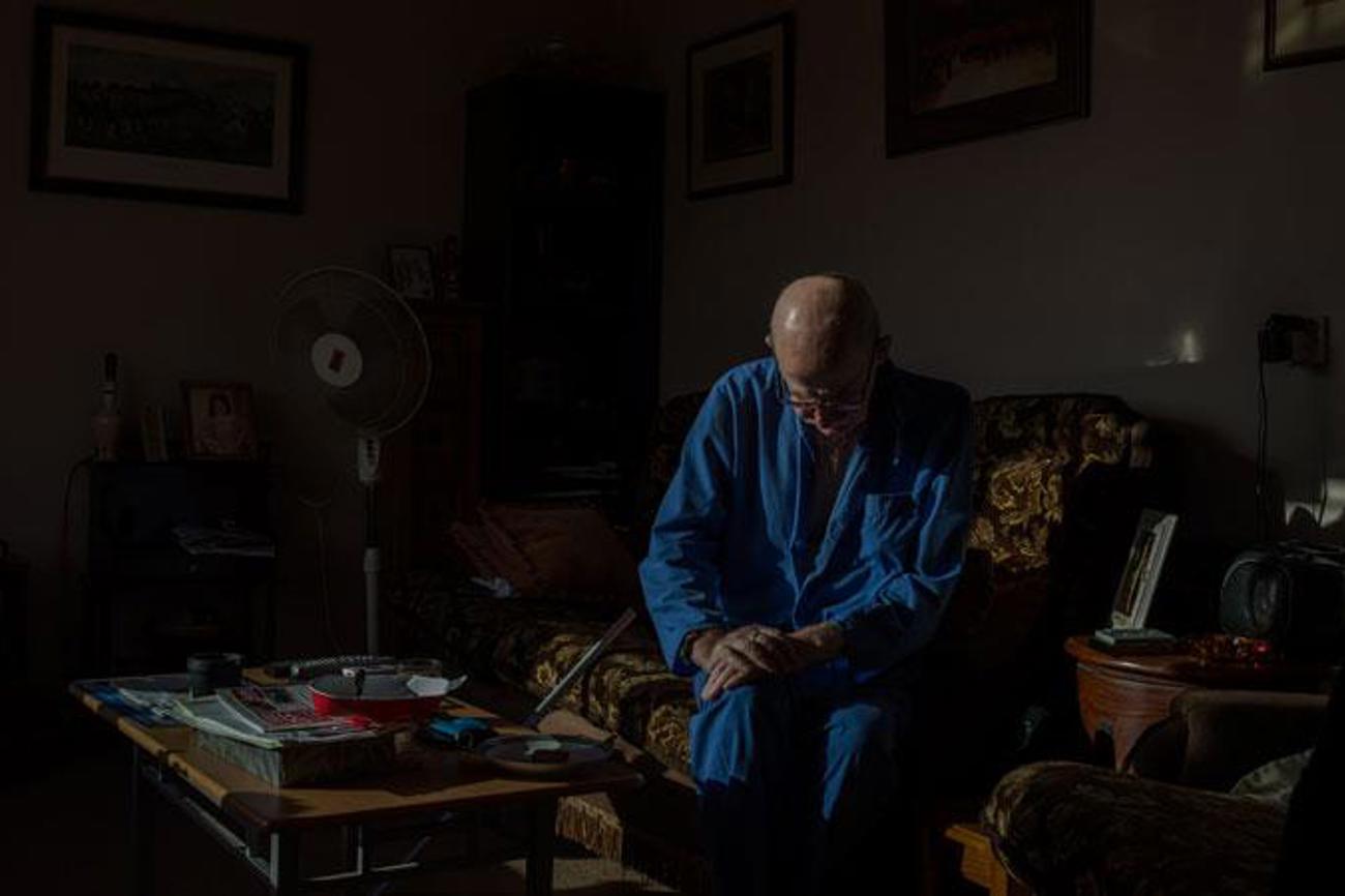 Der Kunstfotograf Christopher Barr dokumentierte das Sterben seines Vaters auf Instagram. Dies brachte Vater und Sohn einander näher.