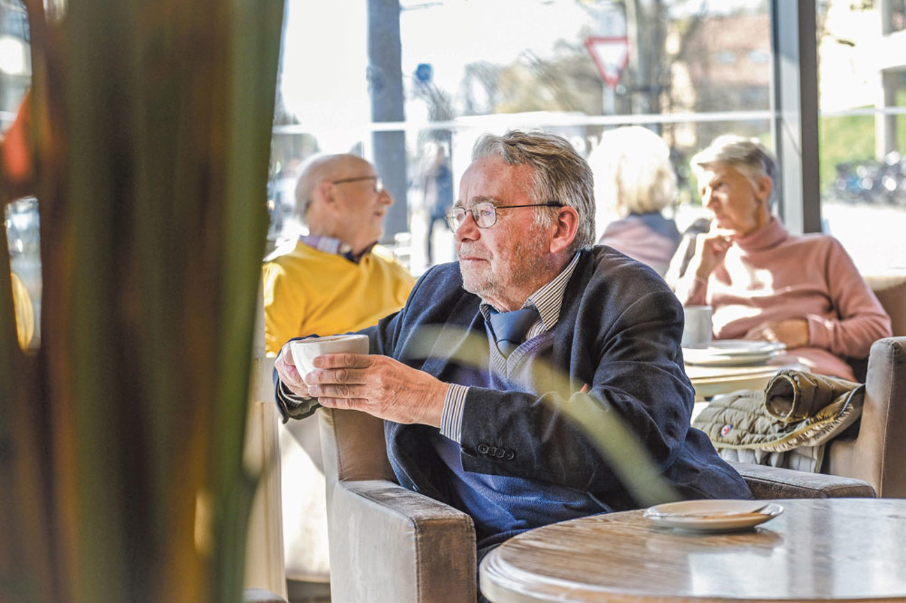 Einsamkeit betrifft viele Menschen über 65. Das ökumenische Projekt «Seelsorge im Alter» sucht nach Lösungen. | epd-Bild