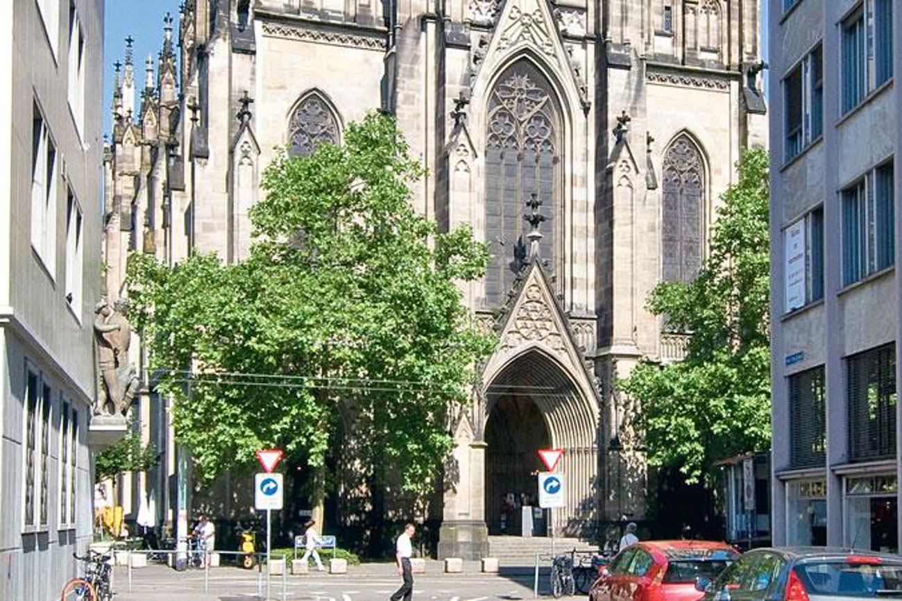 Die von Christoph und Margaretha Merian-Burckhardt gestiftete Elisabethenkirche wurde von 1857 bis 1864 erbaut.|Oliver Hochstrasser