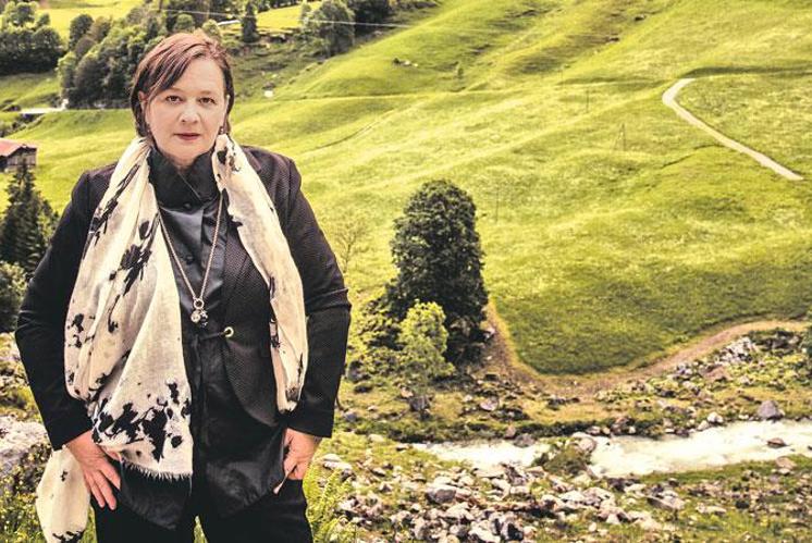 Vera Kaa, Sängerin